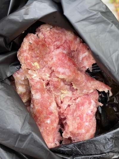Giftköder-Hackfleisch beim Friseur L
Meußlitzer St-Bild
