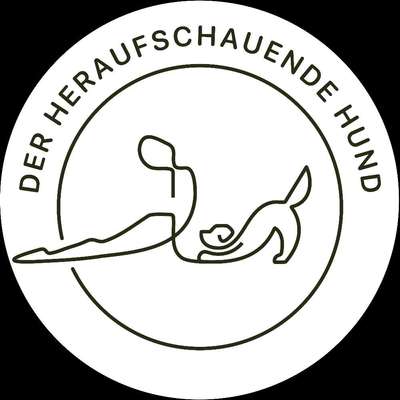 Hundeschulen-Der heraufschauende Hund-Bild