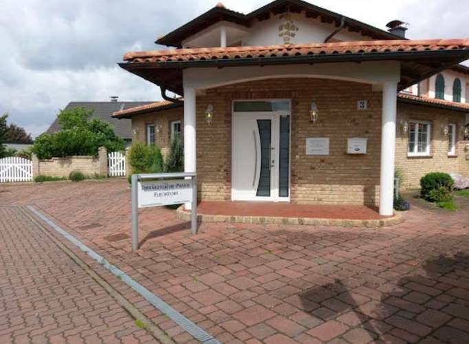 Hundeauslaufgebiet-Dr. Roland Bierstedt-Bild