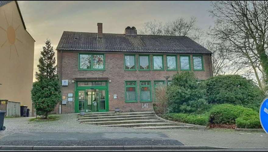 Hundeauslaufgebiet-Anke Morgenroth Artmeier-Bild