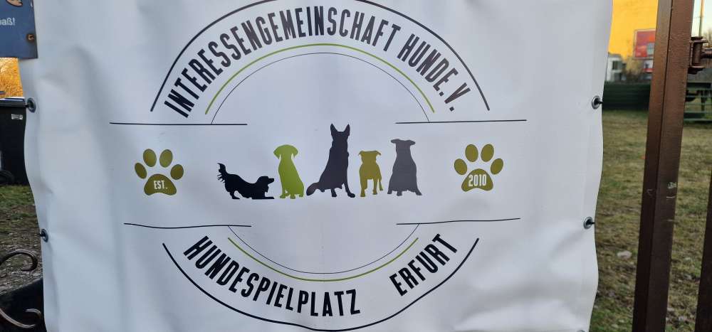 Hundeauslaufgebiet-Interessengemeinschaft Hund e.V. - Hundespielplatz-Bild