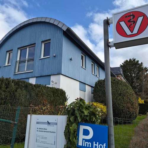 Hundeauslaufgebiet-Tierärztliches Zentrum Wehrheim-Bild