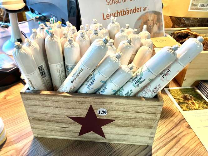 Hundeauslaufgebiet-B.A.R.F.-Shop Bad Laer-Bild