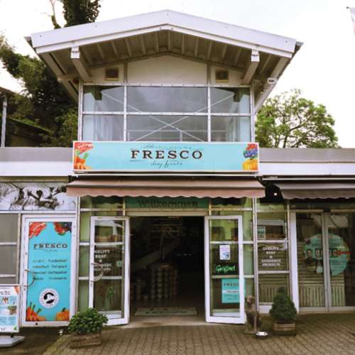 Hundeauslaufgebiet-Fresco Store Neuss-Bild