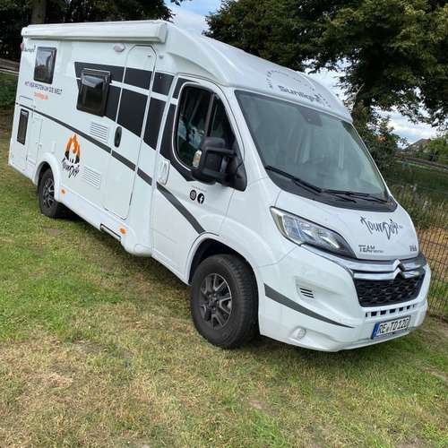 Hundeauslaufgebiet-TourDogs Wohnmobil-Vermietung-Bild