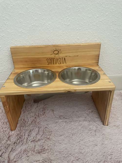 Hundeauslaufgebiet-Holzbar_Gravuren-Bild