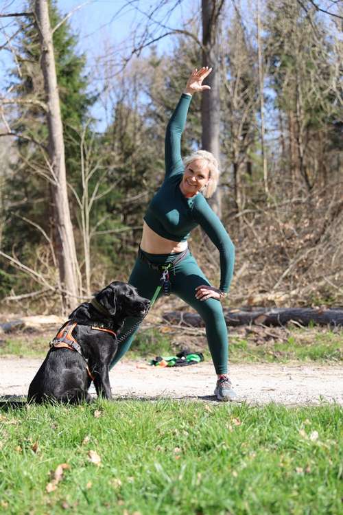 Hundeauslaufgebiet-Gesund mit Hund Yvonne Häussler-Bild