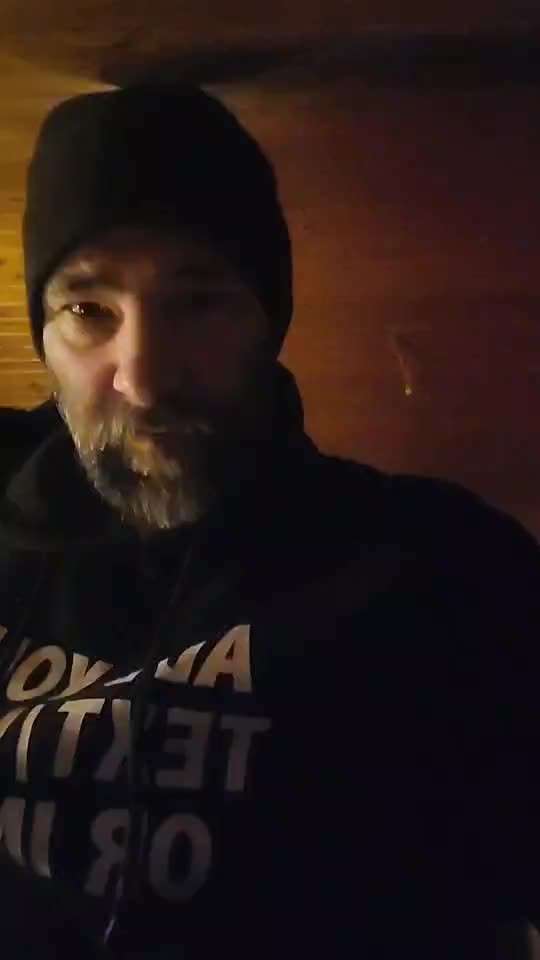 Anspringen bei der Familie und Fremden-Beitrag-Bild