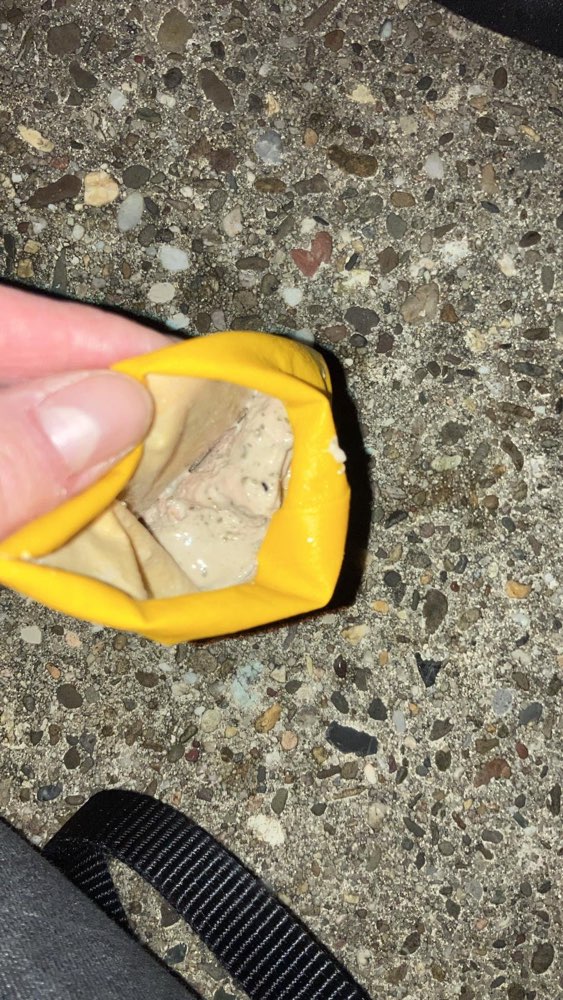 Giftköder-Evtl. Giftköder auf Wiese-Profilbild