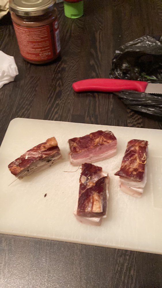 Giftköder-Verdächtige Fleischstücke-Profilbild