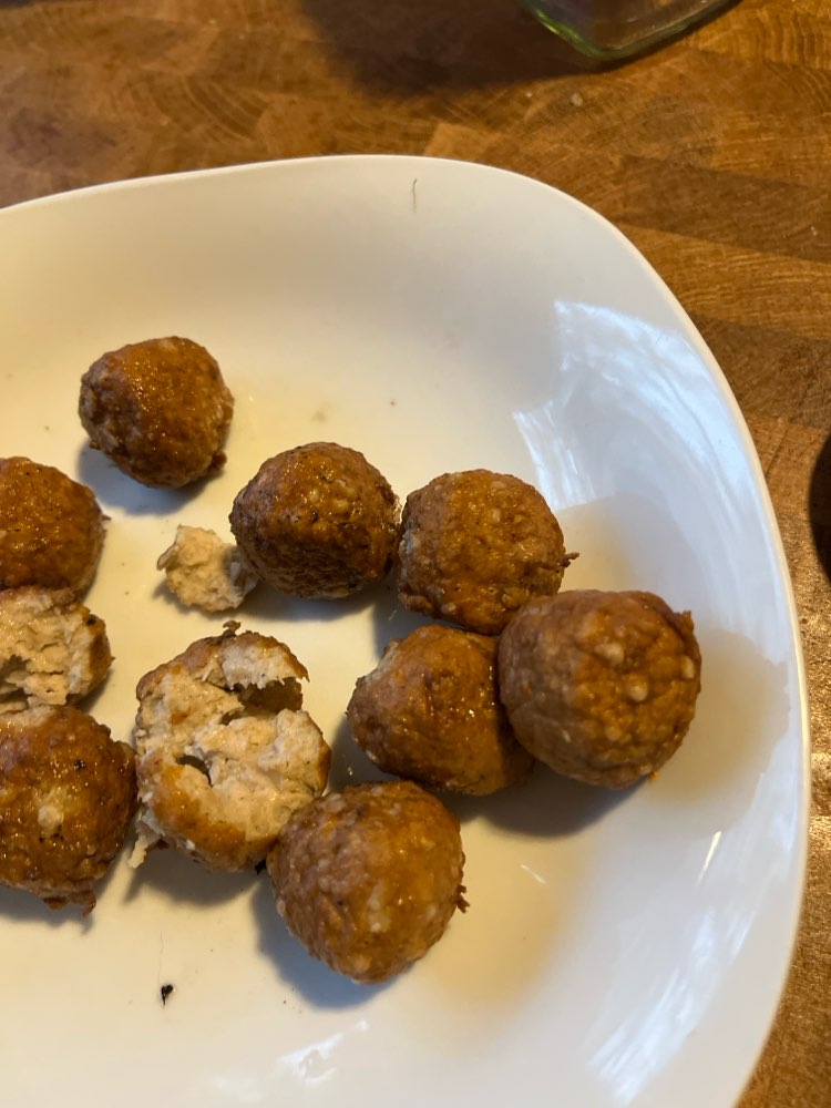 Giftköder-Fleischbällchen - mögliche Giftköder-Profilbild