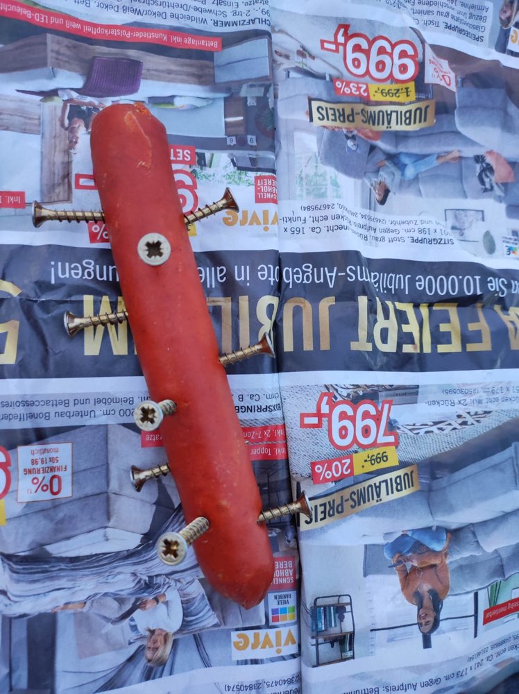 Giftköder-Wurst mit Schrauben-Profilbild