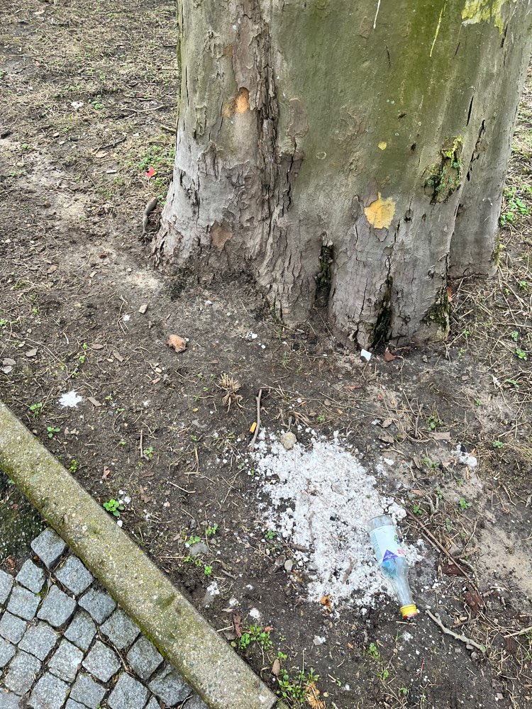 Giftköder-Weißes Pulver an vielen Stellen-Profilbild