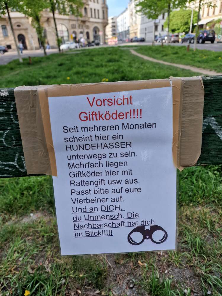 Giftköder-3x Köder mit blauer Substanz-Profilbild