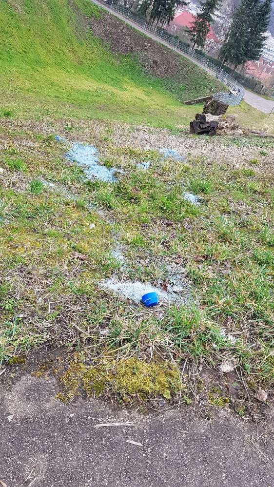 Giftköder-Blaues, körniges Pulver evtl. Gift-Profilbild