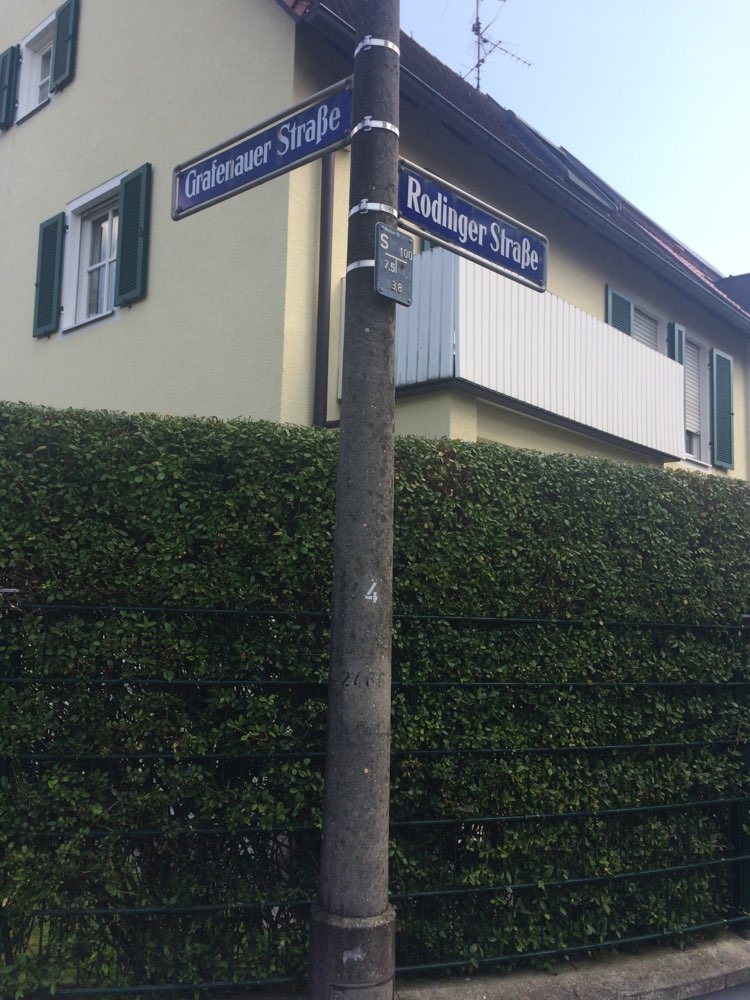 Giftköder-Unbekannte Substanz auf Gehweg-Profilbild