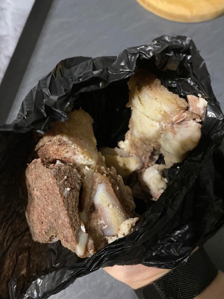 Giftköder-Knochen mit Fleisch-Profilbild
