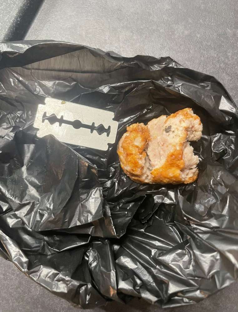 Giftköder-Rasierklingen in Frikadellen-Profilbild