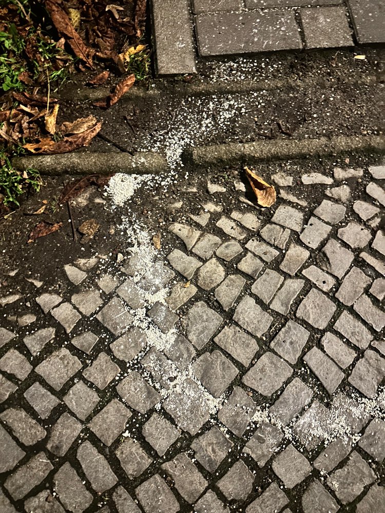 Giftköder-Unbekanntes weißes Pulver!!!-Profilbild