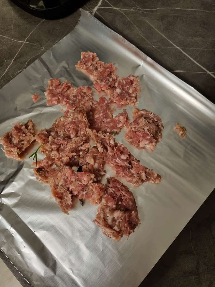 Giftköder-Rohe Bratwurst (Schweinefleisch)-Profilbild