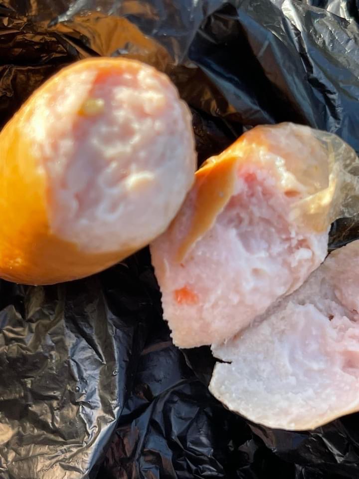 Giftköder-Würstchen mit roten stückchen-Profilbild