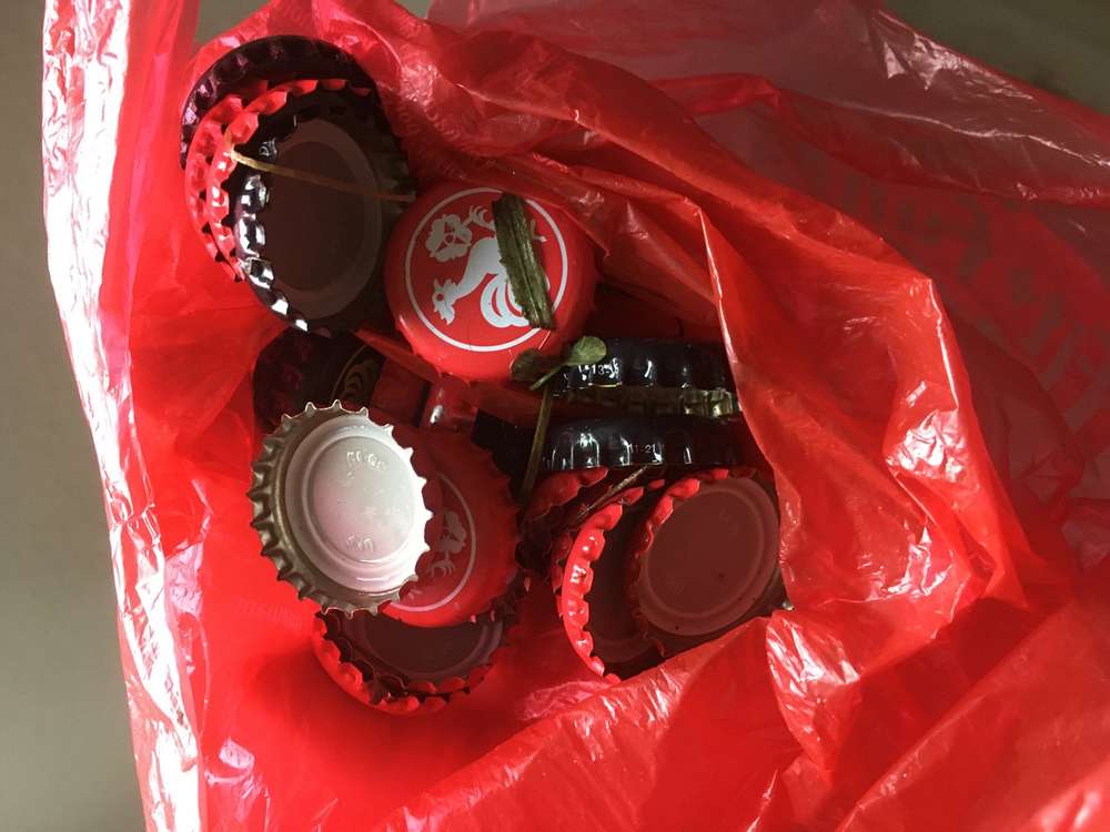 Giftköder-Kronkorken am Zugang zur Hundewiese-Profilbild