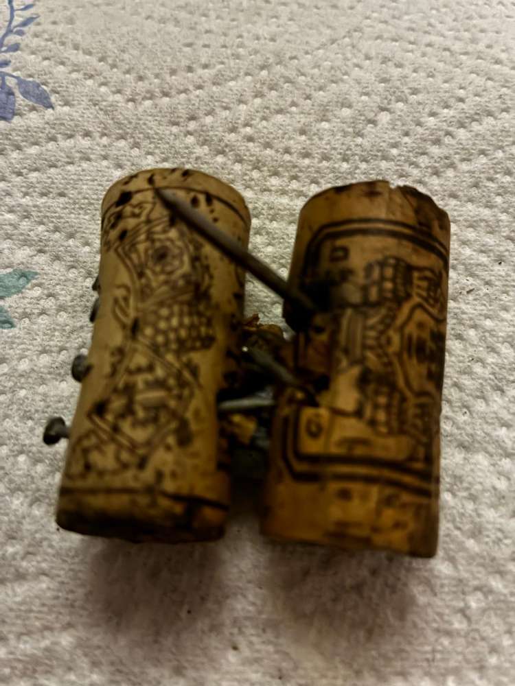 Giftköder-Giftköder ‐ Korken mit Nägeln und Fleisch-Profilbild