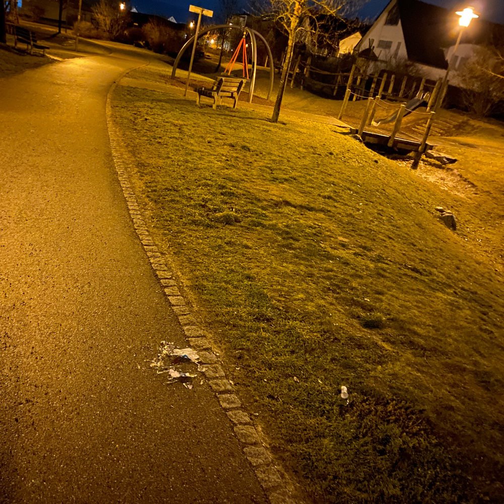 Giftköder-Glasscherben-Profilbild