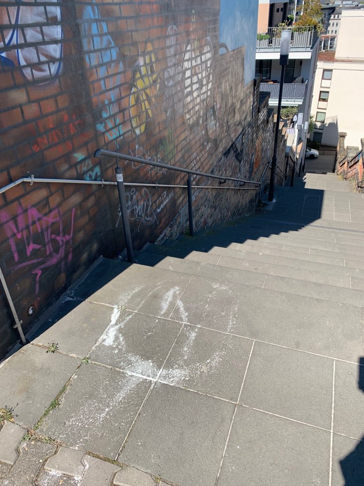 Giftköder-Weißes Pulver (Treppe zur Walpodenstr.)-Profilbild