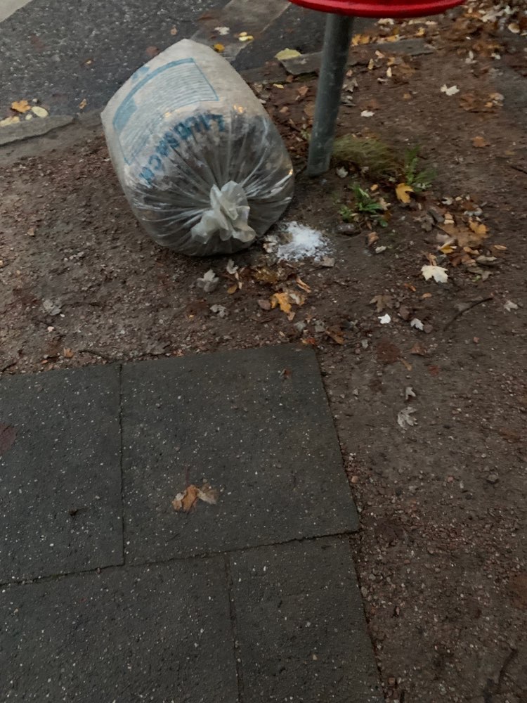 Giftköder-Weißes Pulver am Boden-Profilbild