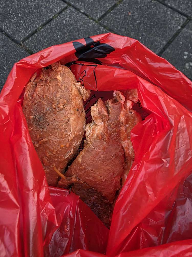 Giftköder-Verdächtiges Stück Fleisch-Profilbild