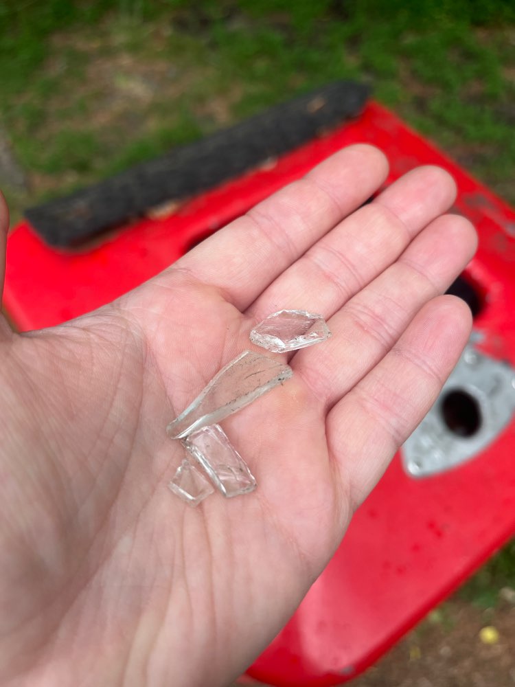 Giftköder-Scherben auf dem Hundeplatz-Profilbild