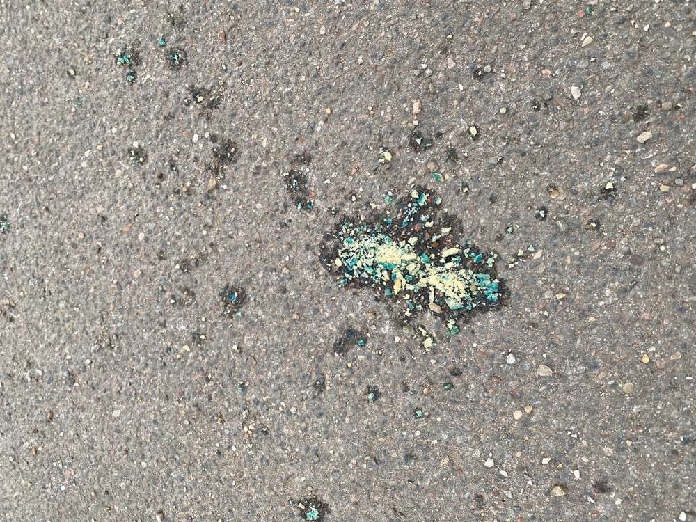 Giftköder-Achtung, Unbekannte Substanz auf dem Weg-Profilbild