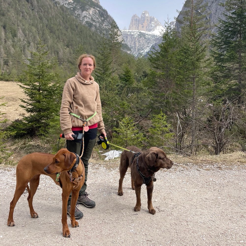 Ersteller:in Hunde Kontakt, Spaziergang, und Training Profilbild