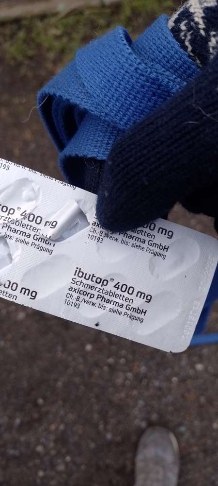 Giftköder-Schmerztabletten Packung im Gras gefunde-Profilbild