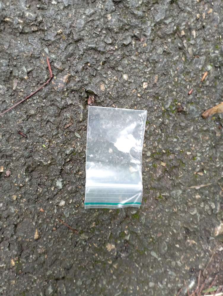 Giftköder-Tütchen mit Kristall-Profilbild