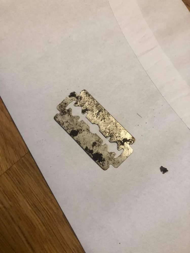 Giftköder-Rasierklinge-Profilbild