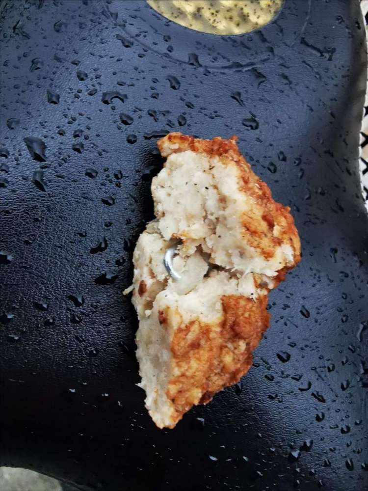 Giftköder-Fleisch mit Holzkrampen-Profilbild