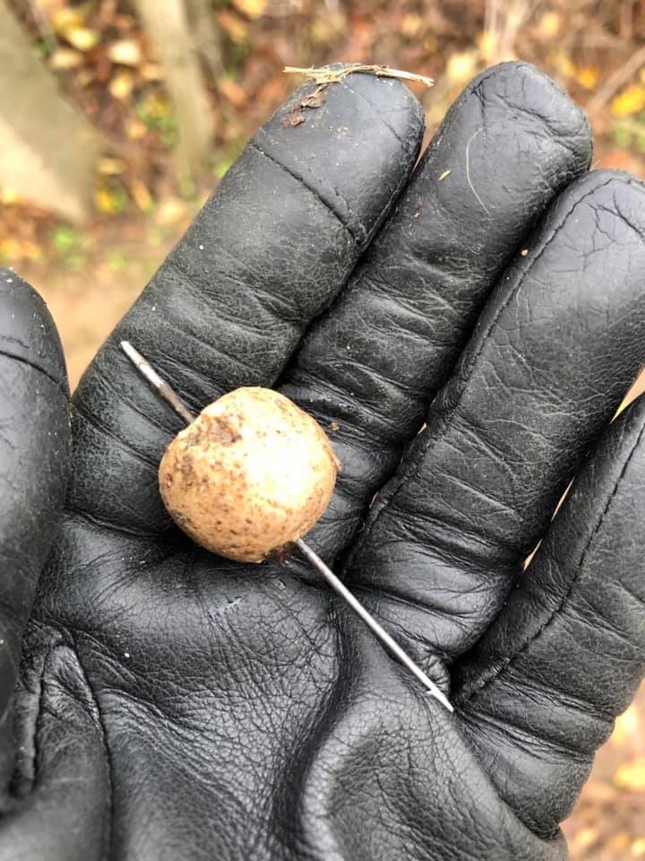 Giftköder-Kugel mit Nadel-Profilbild