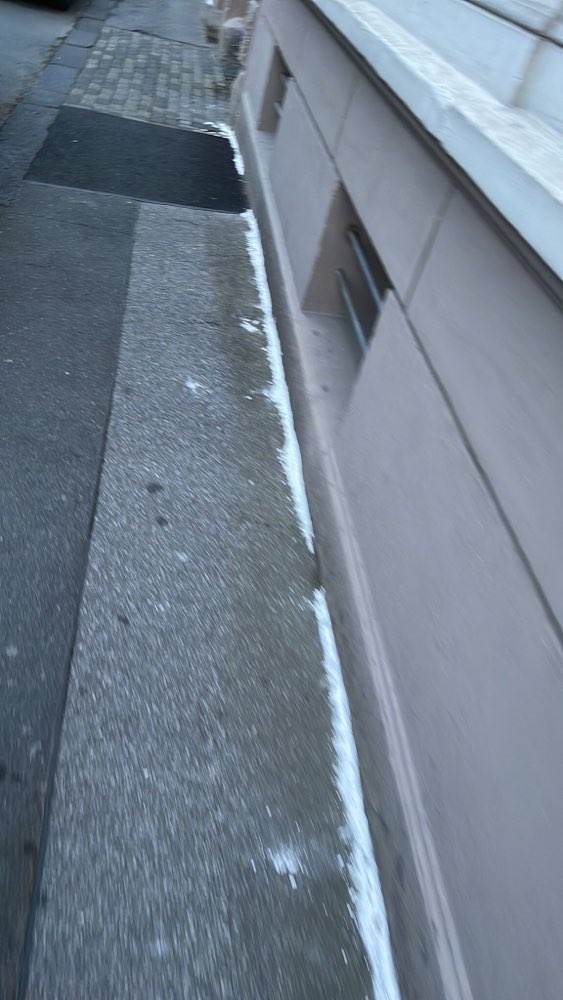 Giftköder-Weißes Pulver an Hauswand-Profilbild