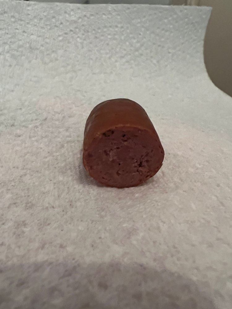 Giftköder-Wurst mit Nägeln-Profilbild