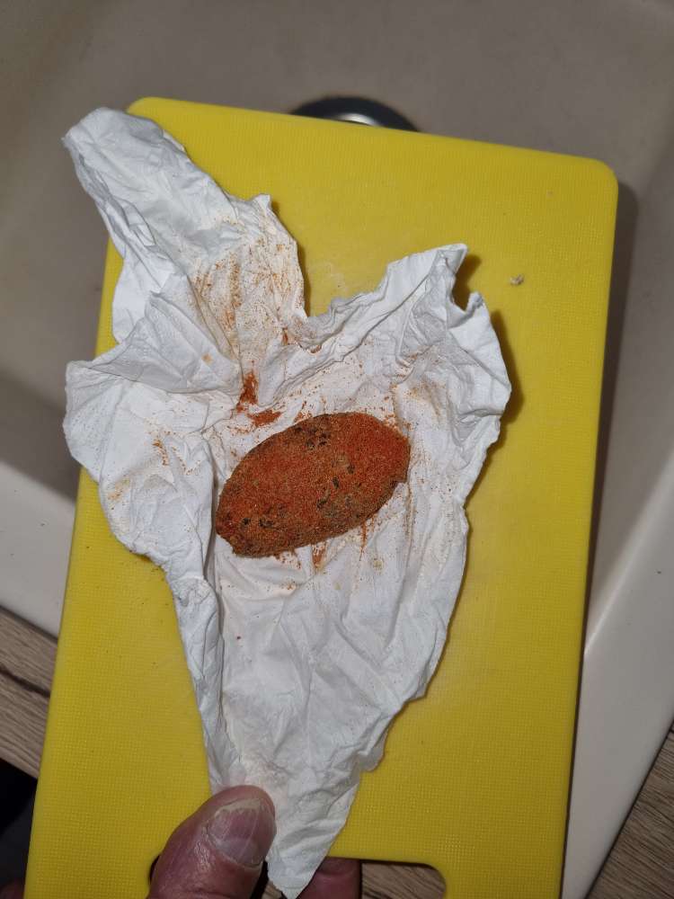 Giftköder-Trockenes Brot mit rotem Pulver-Profilbild